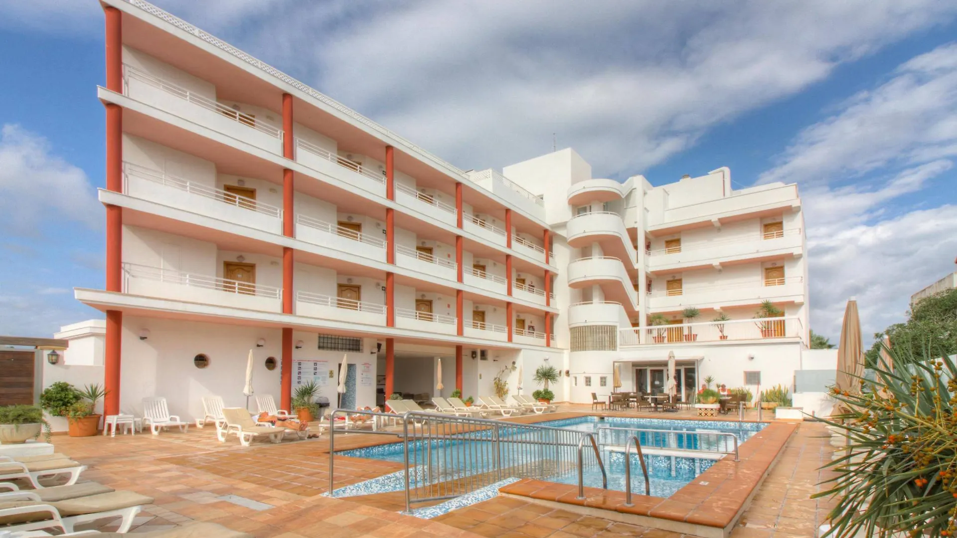 سان أنطونيو Apartamentos La Kiki 2*, سان أنطونيو إسبانيا